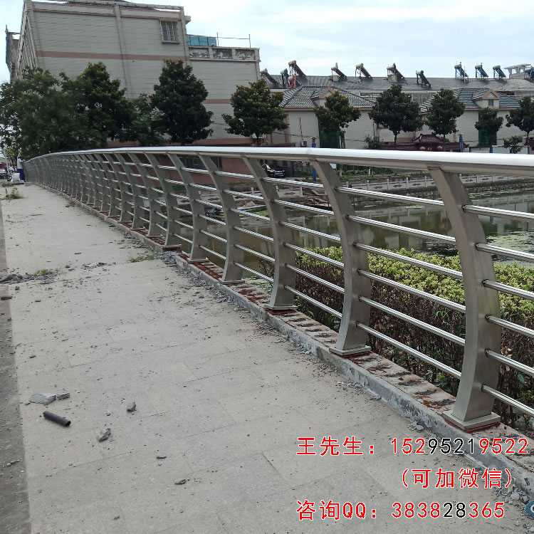 信步不锈钢立柱用于泰州兴化不锈钢桥梁工程图片/案例/展示